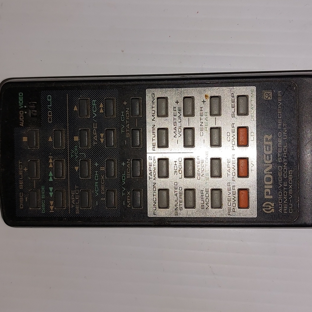 Pioneer Model CU-VSX085 Audio Video Stereo Receiver Remote Control Black